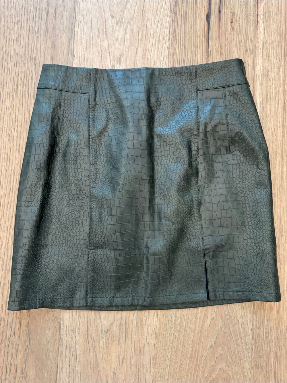 NWT Skies Are Blue Mannie Faux Leather Mini Skirt Dark Olive Green Women's Large